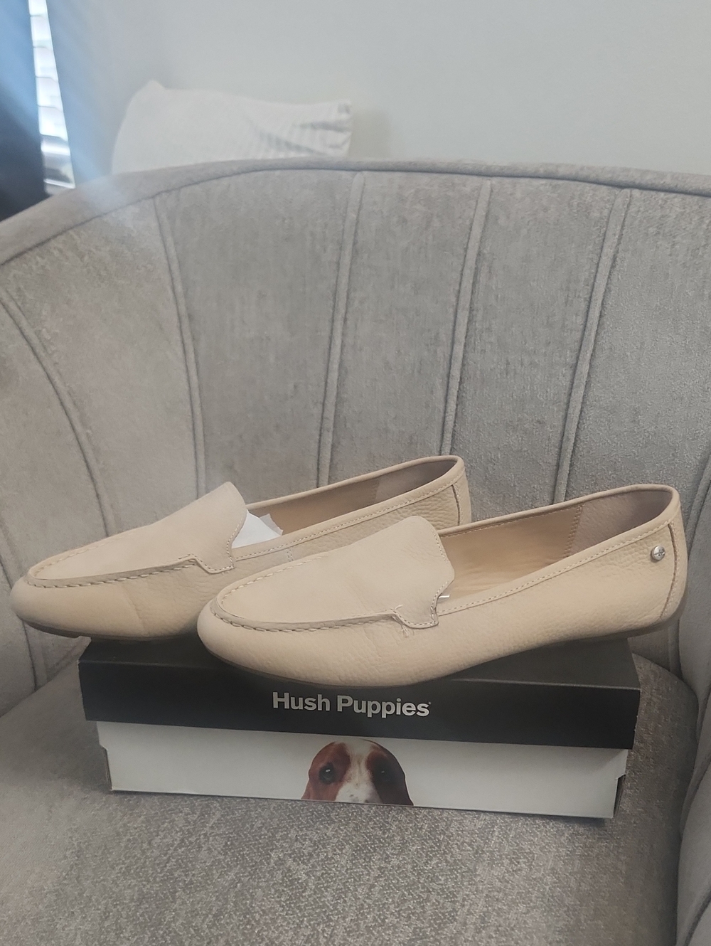 Hush Puppies Women's Beige Leather Slip-On Loafers